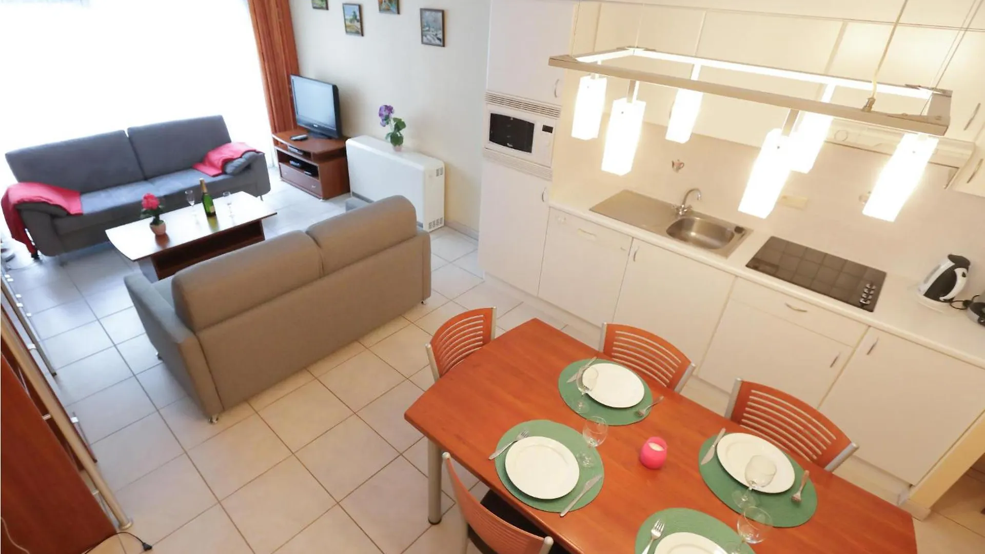 Residentie Zeezicht Apartment Ostend Belgium